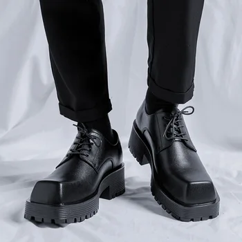 muži móda originálne kožené topánky krajky-up derby obuvi značky dizajnér štvorcové prst tenisky punk rock šaty čierne platformy obuv